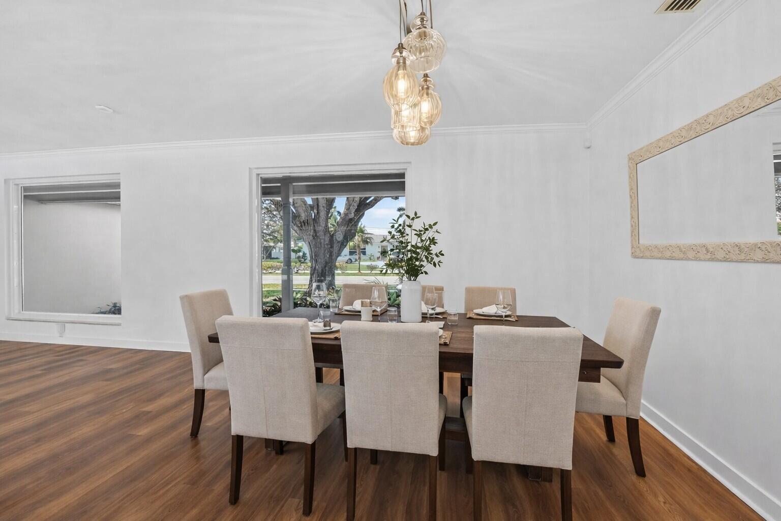 800 Southwest 12th Avenue Boca Raton, FL 33486 - Photo 10 of 33 Staged Dining Room