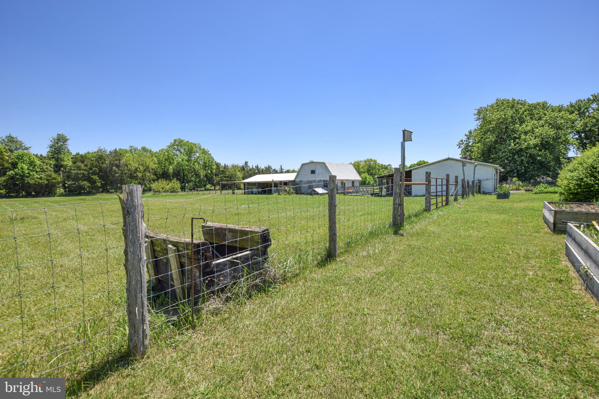 894 Files Cross Road Martinsburg, WV 25404 - Photo 30 of 40