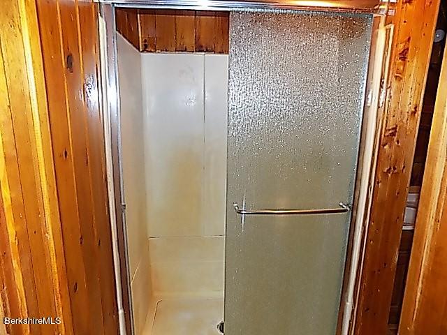 323 Wells Road Becket, MA 01223 - Photo 11 of 17 11 Bath 2
