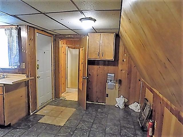 323 Wells Road Becket, MA 01223 - Photo 4 of 17 4 Liv 1