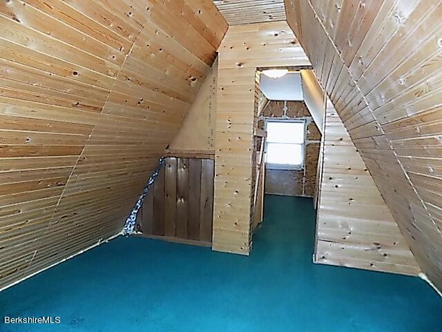 323 Wells Road Becket, MA 01223 - Photo 8 of 17 8 Bed 2