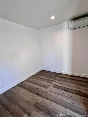 $1,995 | 6445 1/2 Tujunga Avenue, North Hollywood, CA 91606