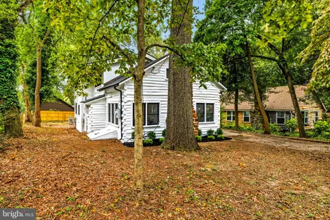 $375,000 | 6 Oak Lane, Mount Laurel, NJ 08054