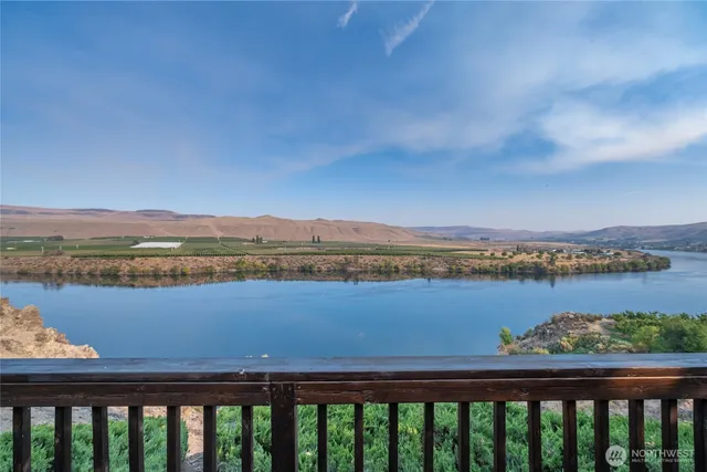 $464,900 | 384 Highway 173, Brewster, WA 98812