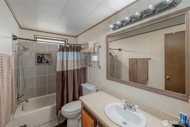 $464,900 | 384 Highway 173, Brewster, WA 98812