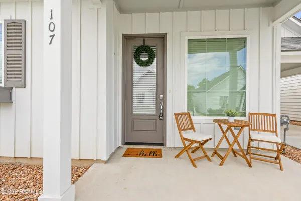 $1,850 | 107 Satsuma Drive, Youngsville, LA 70592