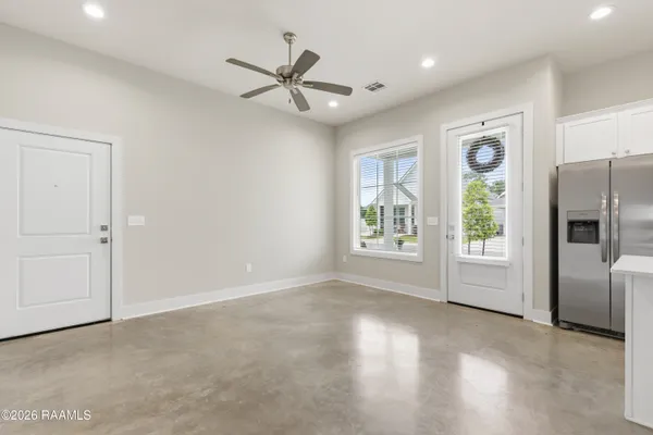 $1,850 | 107 Satsuma Drive, Youngsville, LA 70592
