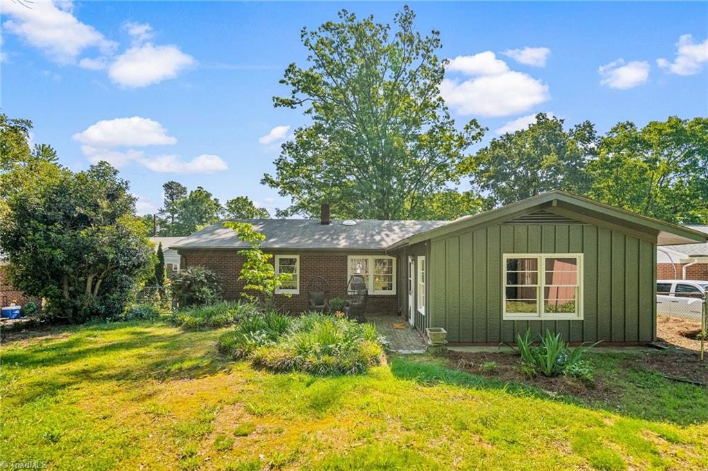 611 Spruce Street High Point, NC 27262 - Photo 27 of 34 Gallery Image 27