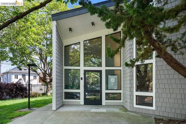 $525,000 | 91 Emery Bay Drive, Emeryville, CA 94608