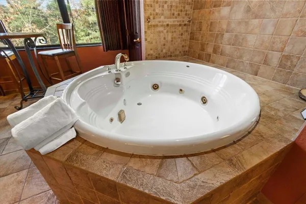 $245,000 | 2411 River, Unit 2219, Wisconsin Dells, WI 53965