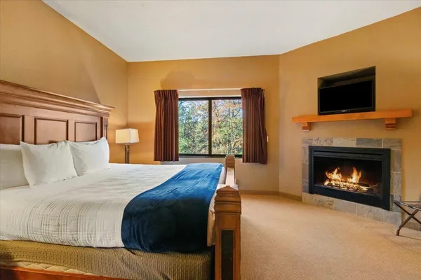 $245,000 | 2411 River, Unit 2219, Wisconsin Dells, WI 53965