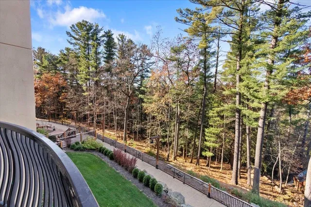 $245,000 | 2411 River Wisconsin Dells Wi 53965, Unit 2219, Wisconsin Dells, WI 53965