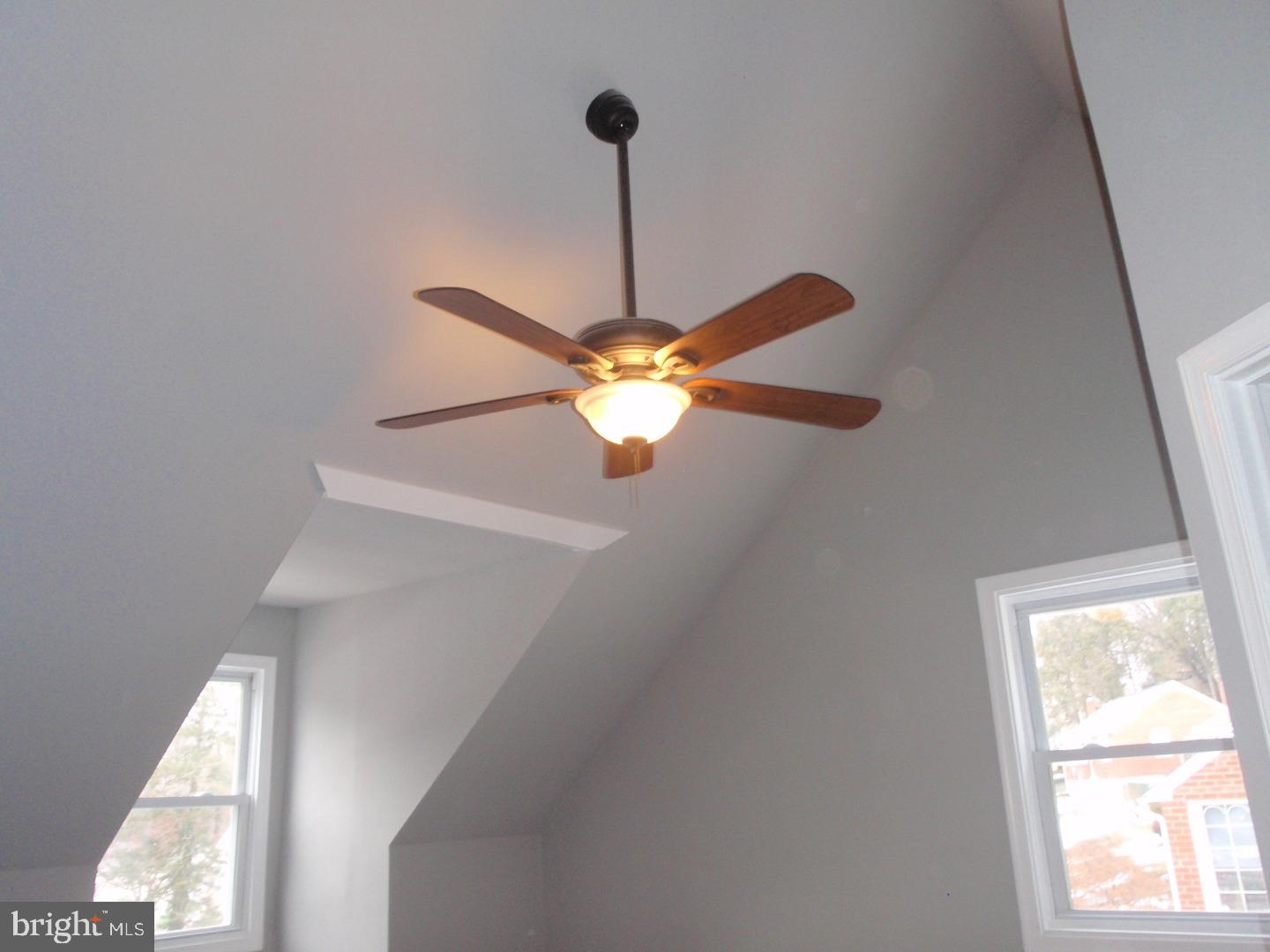 1342 Valley Road Woodlyn, PA 19094 - Photo 20 of 25 Bedroom 4