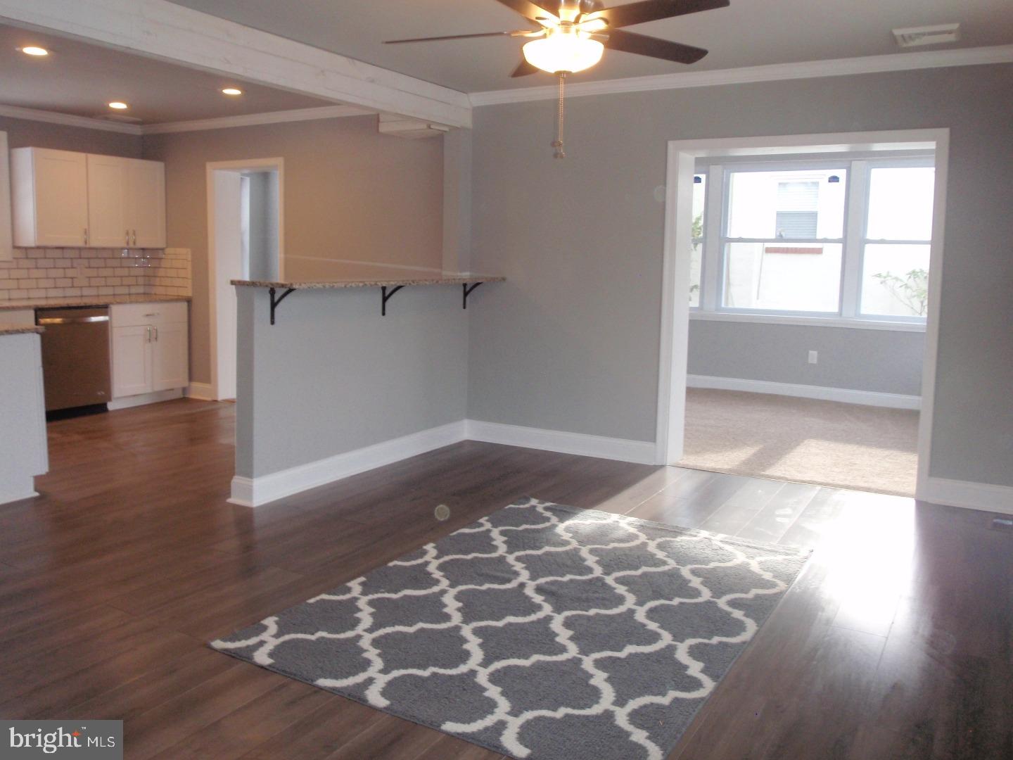 1342 Valley Road Woodlyn, PA 19094 - Photo 3 of 25 Living Room