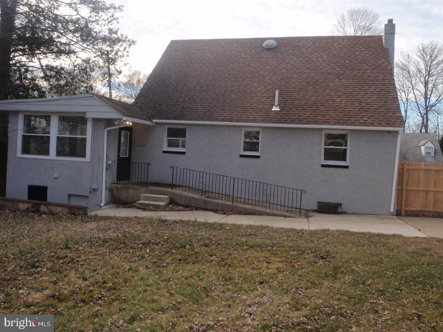 1342 Valley Road Woodlyn, PA 19094 - Photo 23 of 25 Exterior Back
