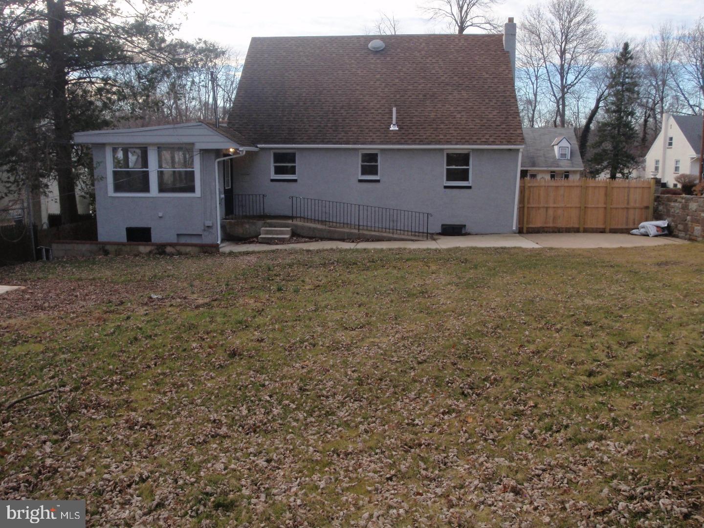 1342 Valley Road Woodlyn, PA 19094 - Photo 24 of 25 Back Yard