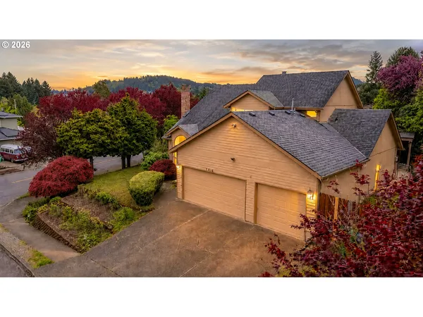 $575,000 | 3600 Southwest Brittany Drive, Gresham, OR 97080