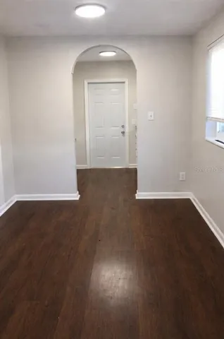 $1,420 | 197 38th Avenue Southeast, St. Petersburg, FL 33705