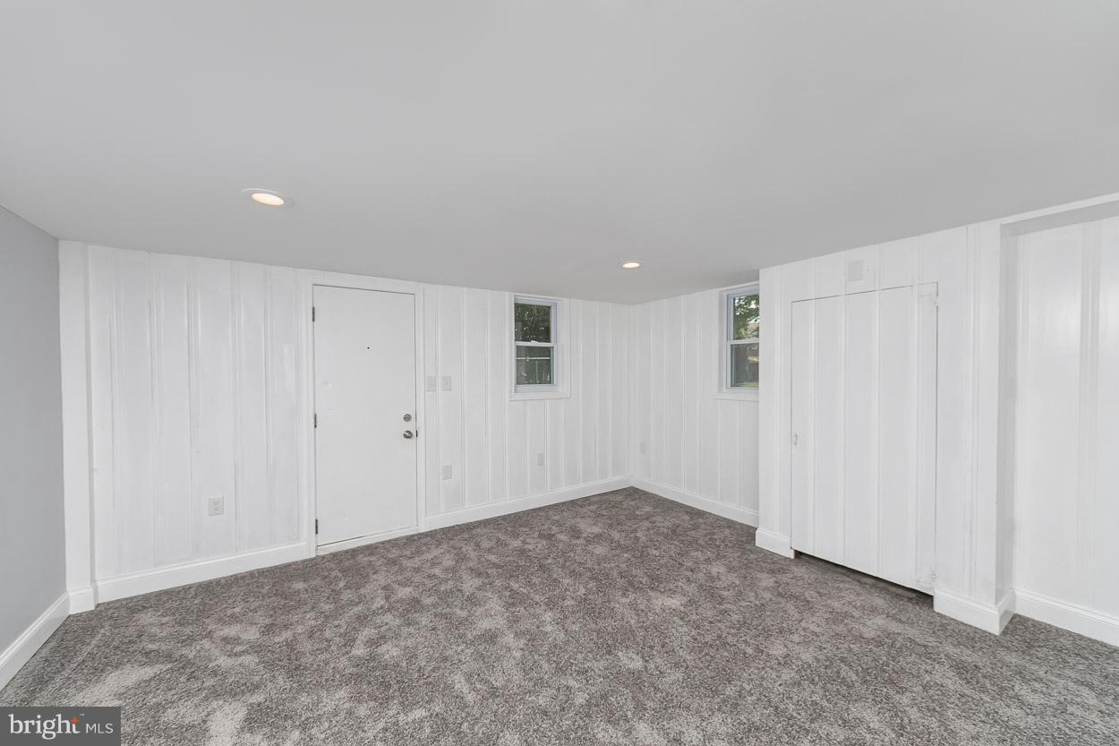 901 Stamford Road Baltimore, MD 21229 - Photo 24 of 27 a view of an empty room
