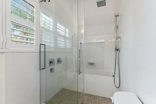 $10,000 | 460 Sunrise Way, Juno Beach, FL 33408