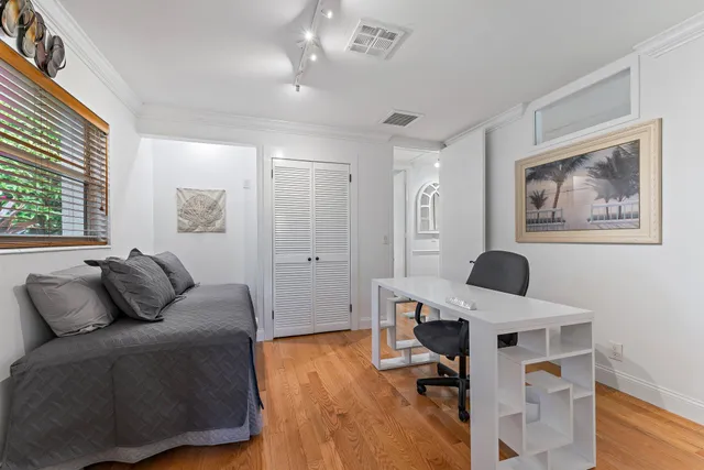 $10,000 | 460 Sunrise Way, Juno Beach, FL 33408