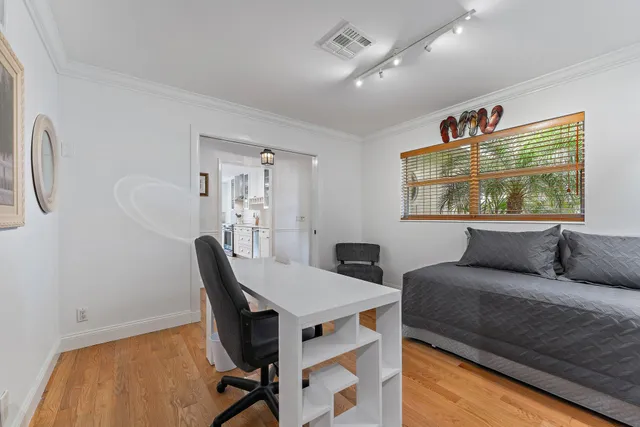 $10,000 | 460 Sunrise Way, Juno Beach, FL 33408