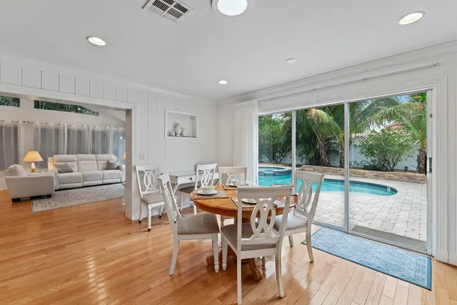 $10,000 | 460 Sunrise Way, Juno Beach, FL 33408