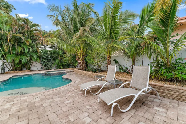 $10,000 | 460 Sunrise Way, Juno Beach, FL 33408