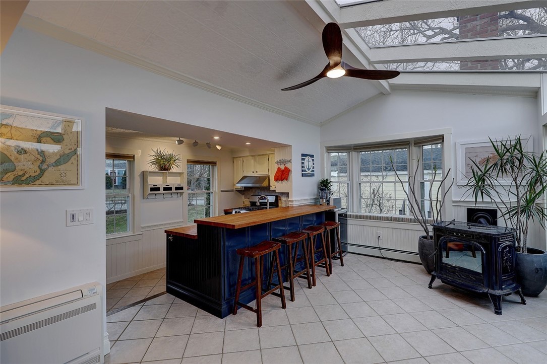 14 New Meadow Road Barrington, RI 02806 - Photo 13 of 33