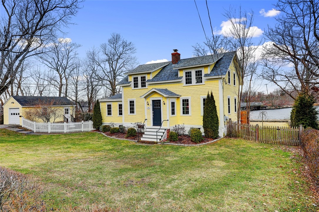 14 New Meadow Road Barrington, RI 02806 - Photo 2 of 33