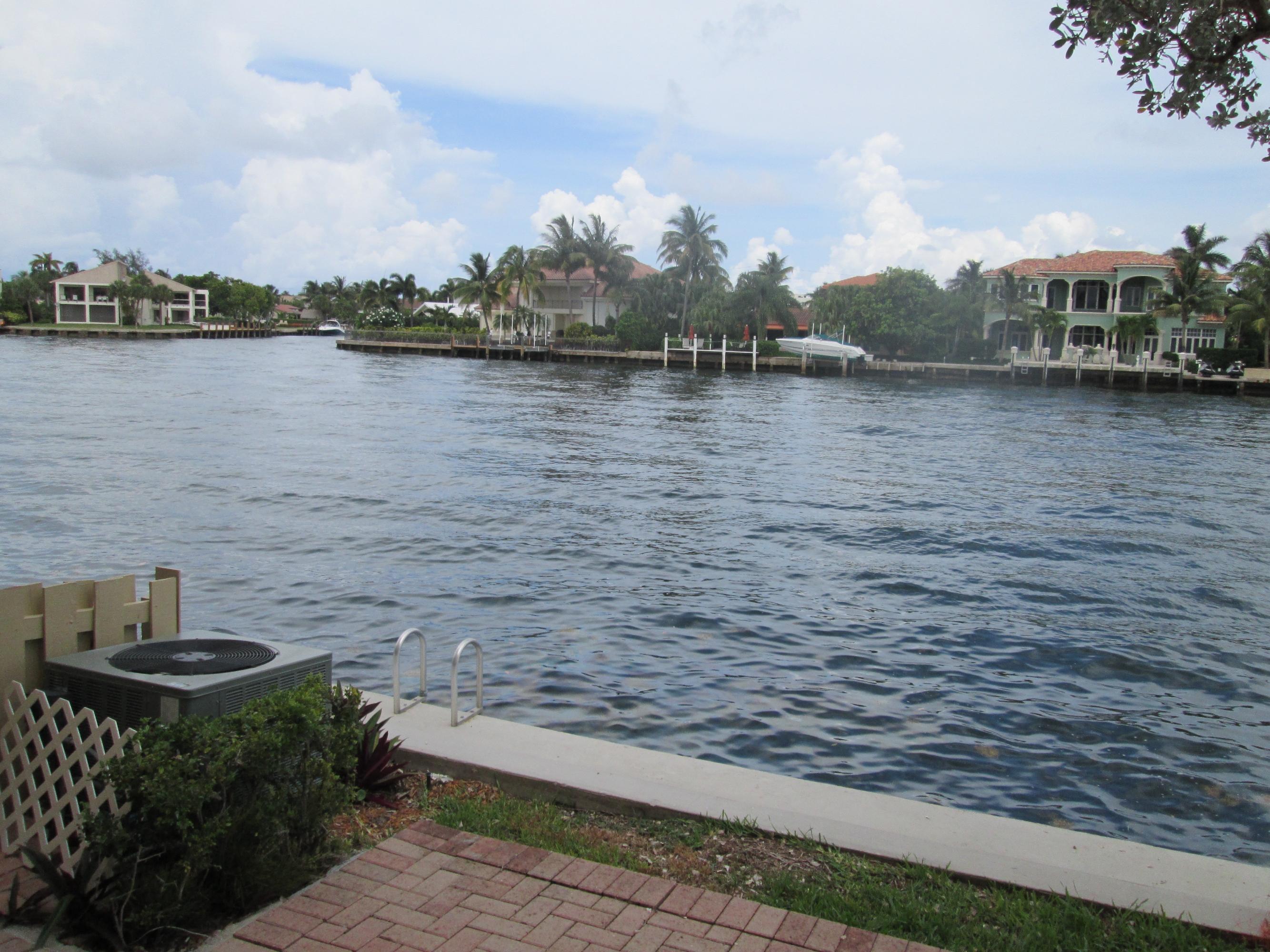 932 Jeffery Street Boca Raton, FL 33487 - Photo 33 of 46 IMG_0042