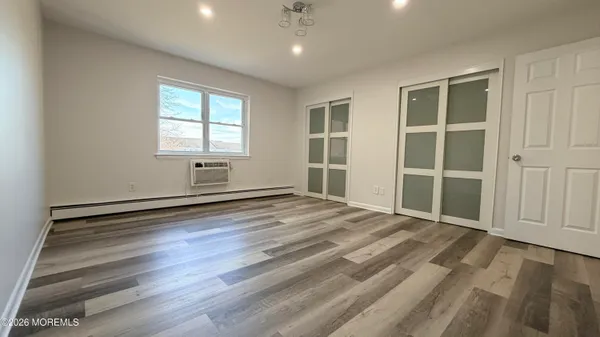$2,000 | 4 Windsor Terrace, Unit H, Freehold, NJ 07728