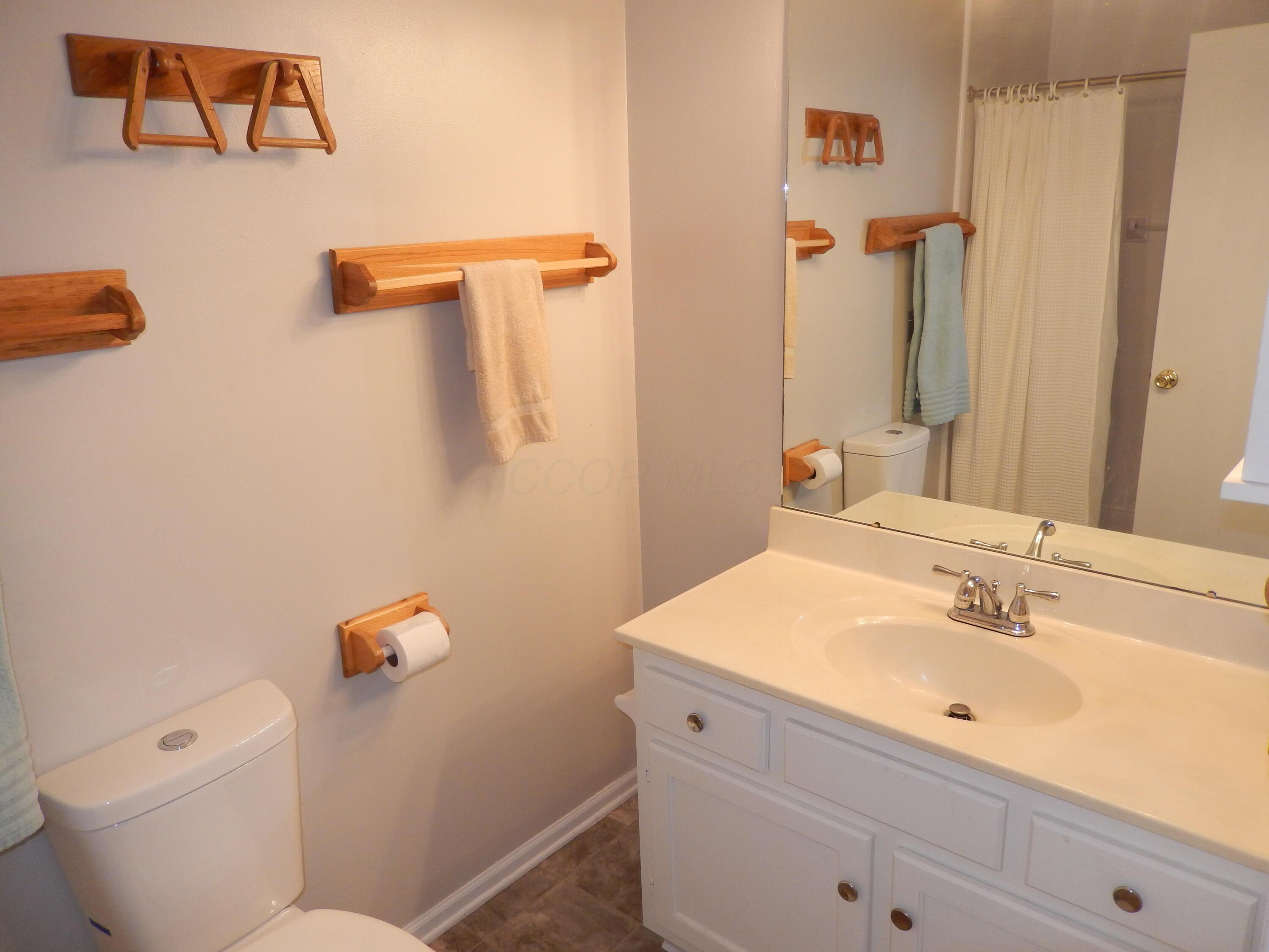 3941 Karl Road, Unit 322 Columbus, OH 43224 - Photo 20 of 42 Full bath with shower stall