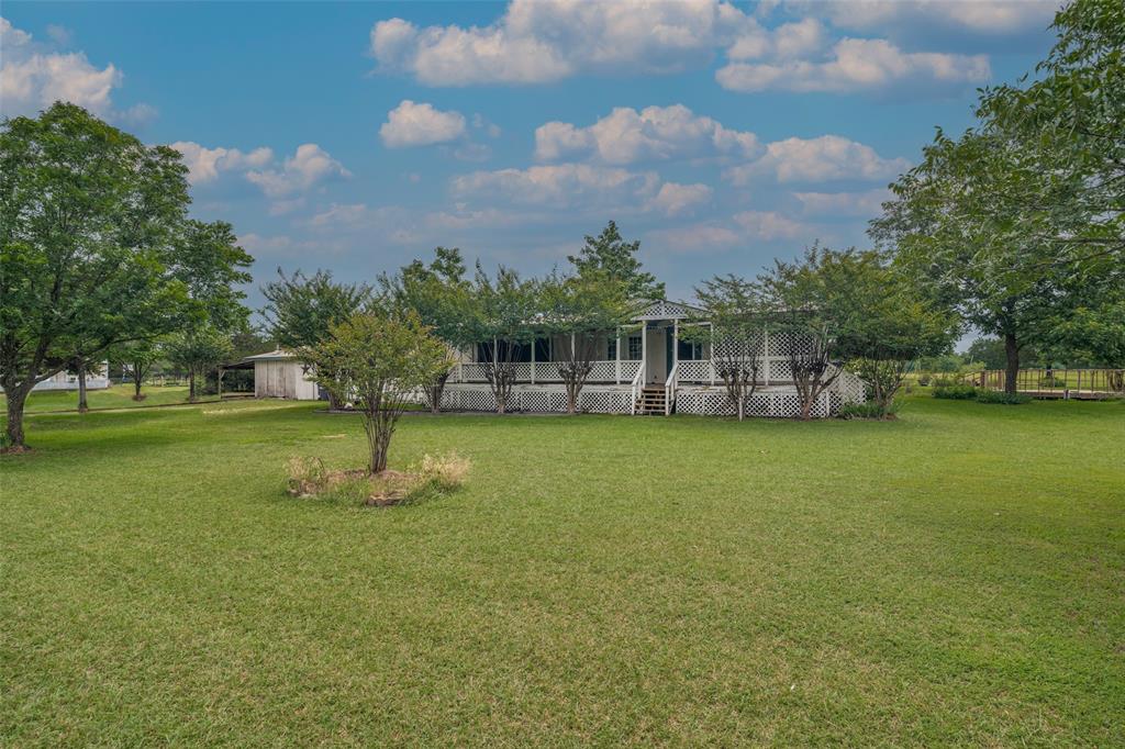 130 Meadowview Lane Point, TX 75472 - Photo 2 of 15