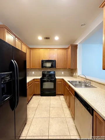 $1,550 | 2509 Grayson Circle, San Antonio, TX 78232