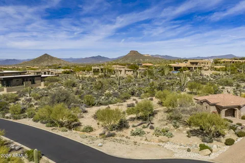 $800,000 | 11054 East Skinner Drive, Unit 56, Scottsdale, AZ 85262