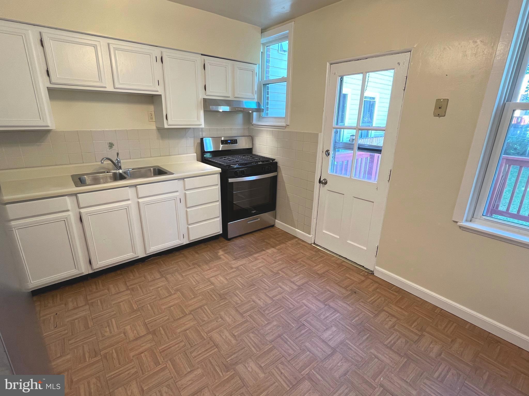 1628 Naturo Road Baltimore, MD 21286 - Photo 7 of 41