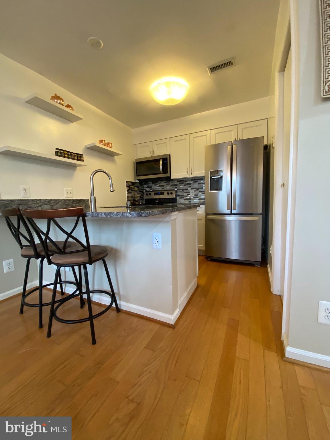 6005 Sunset Ridge Court Centreville, VA 20121 - Photo 14 of 50 Gallery Image 14