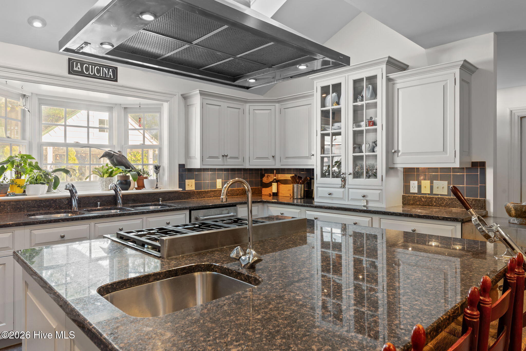 55 Linden Road Pinehurst, NC 28374 - Photo 17 of 73 Breakfast Bar