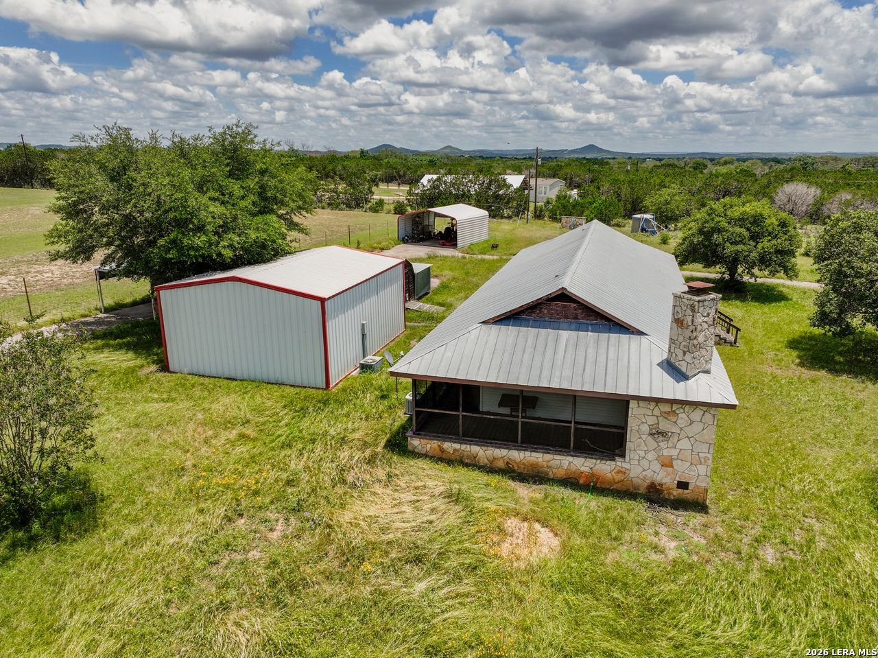 292 Old Loop 173 Bandera, TX 78003 - Photo 4 of 18