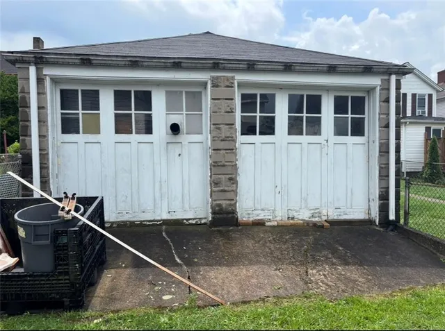 $225,000 | 321 Knox Avenue, Carnegie, PA 15106