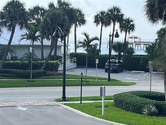 $6,000 | 333 Northeast 21st Avenue, Unit 318, Deerfield Beach, FL 33441