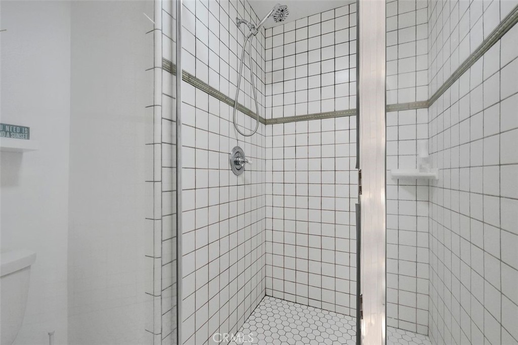 225 33rd Street Hermosa Beach, CA 90254 - Photo 27 of 37 a bathroom with a shower
