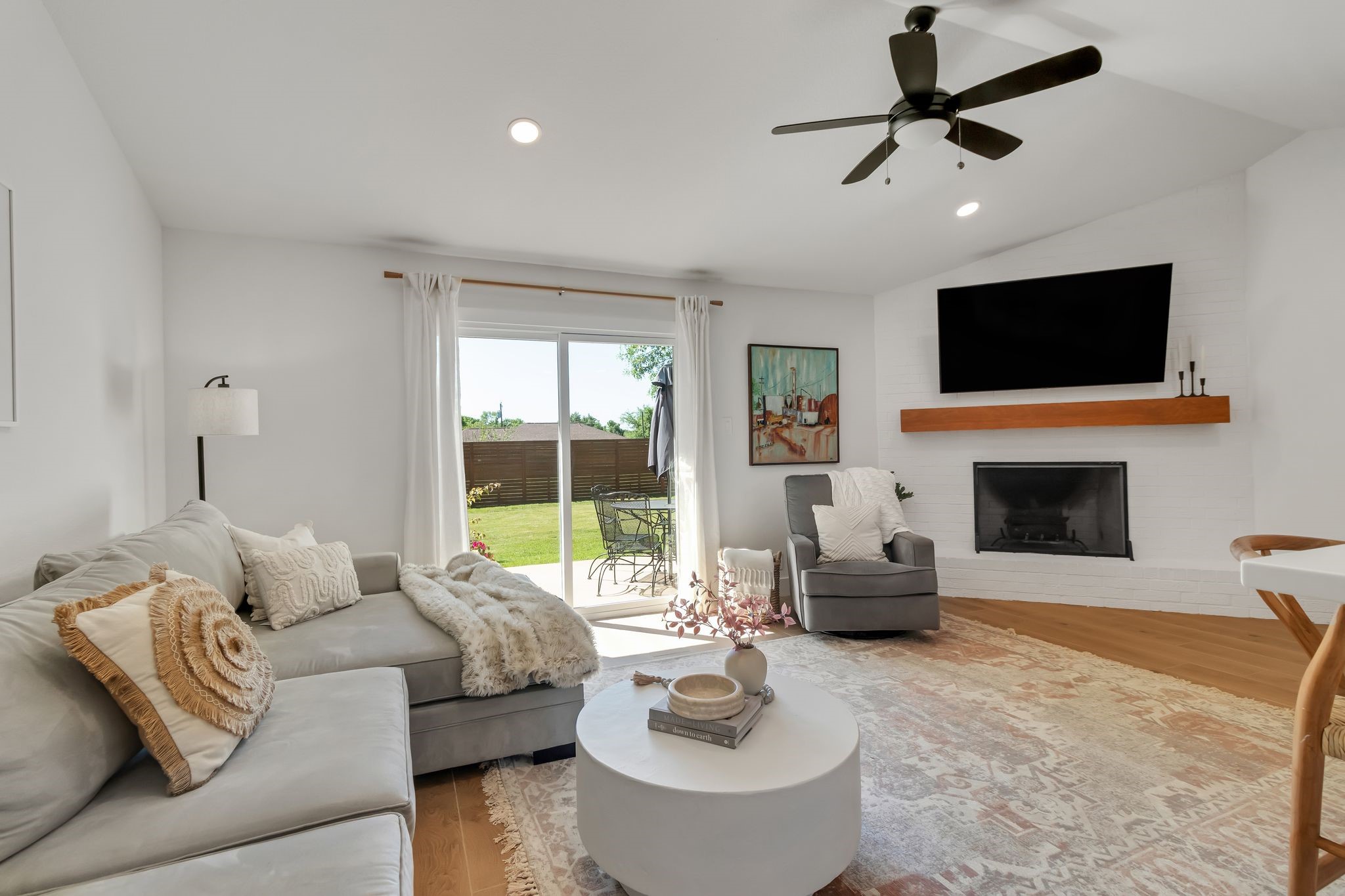 213 Clear Springs Road Georgetown, TX 78628 - Photo 14 of 33 Access to Backyard From Living Room- Perfect for Indoor/Outdoor Living