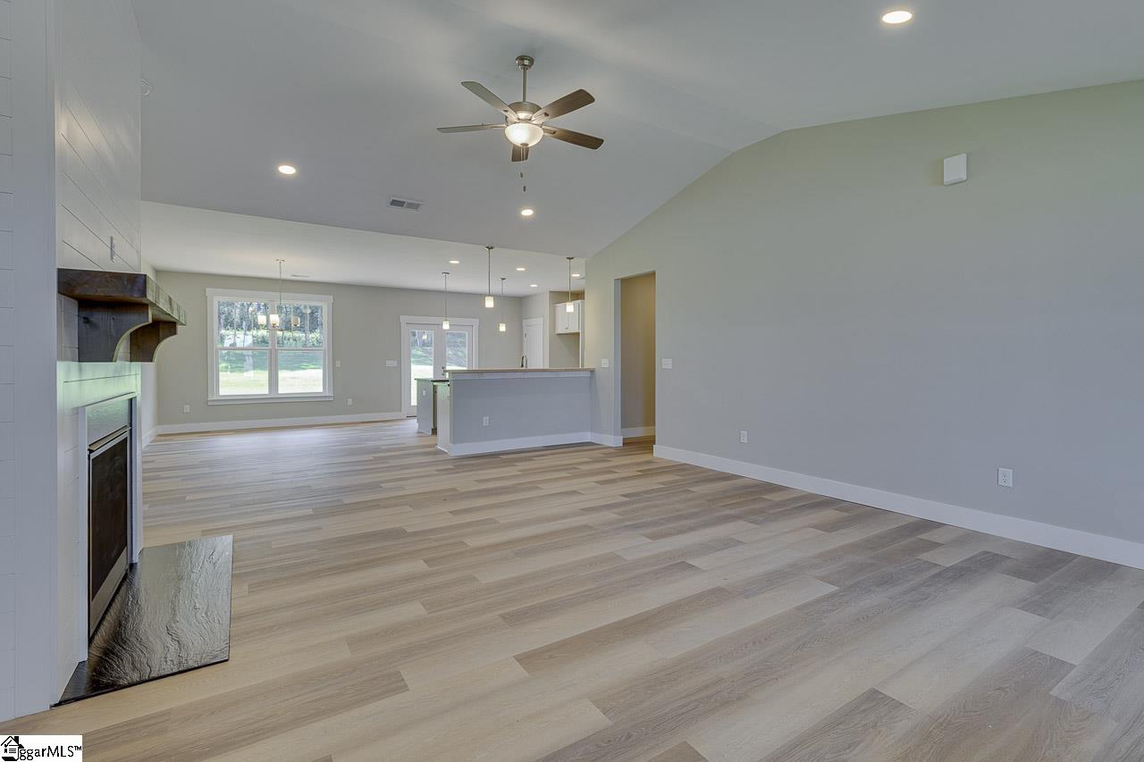 101 Powell Street Easley, SC 29640 - Photo 8 of 43