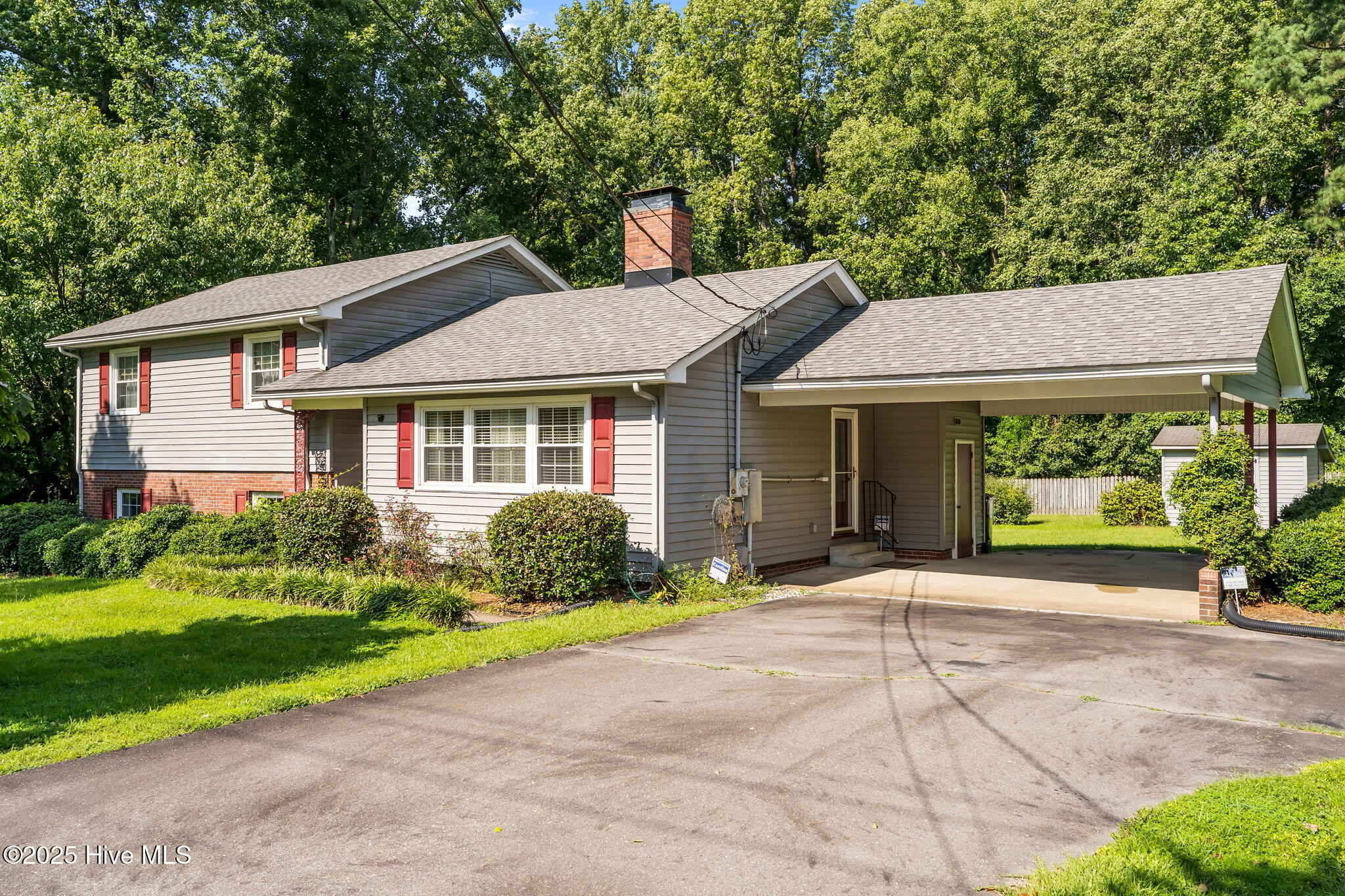 1911 Salem Church Road Goldsboro, NC 27530 - Photo 30 of 41 Carport