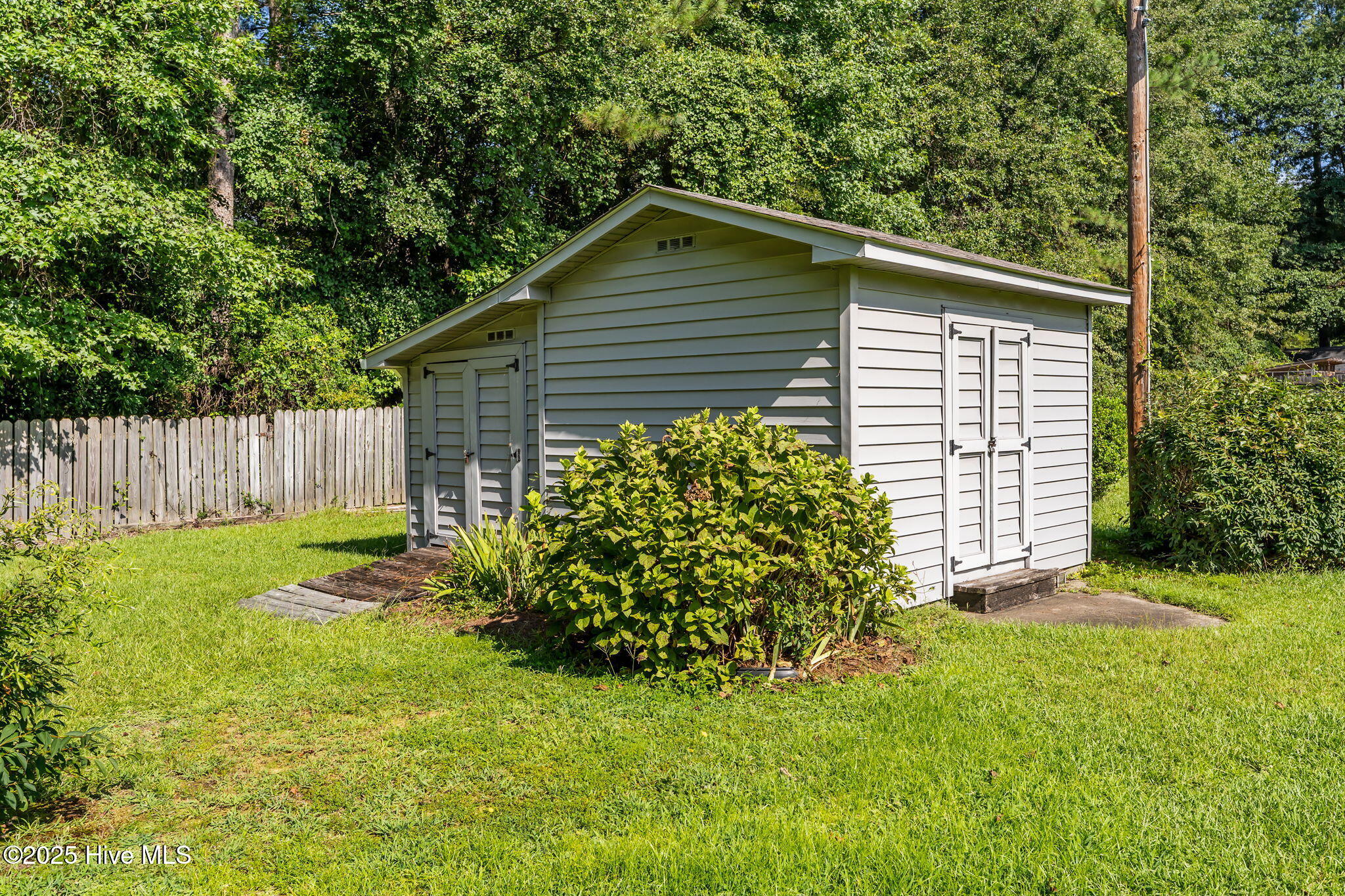 1911 Salem Church Road Goldsboro, NC 27530 - Photo 34 of 41 33-web-or-mls-DSC01746