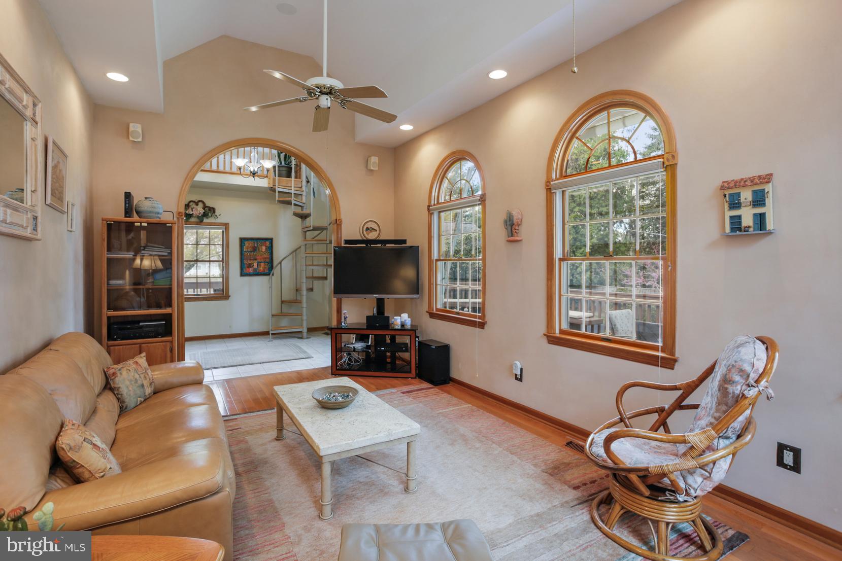 105 East Brookhaven Road Wallingford, PA 19086 - Photo 20 of 69 solarium