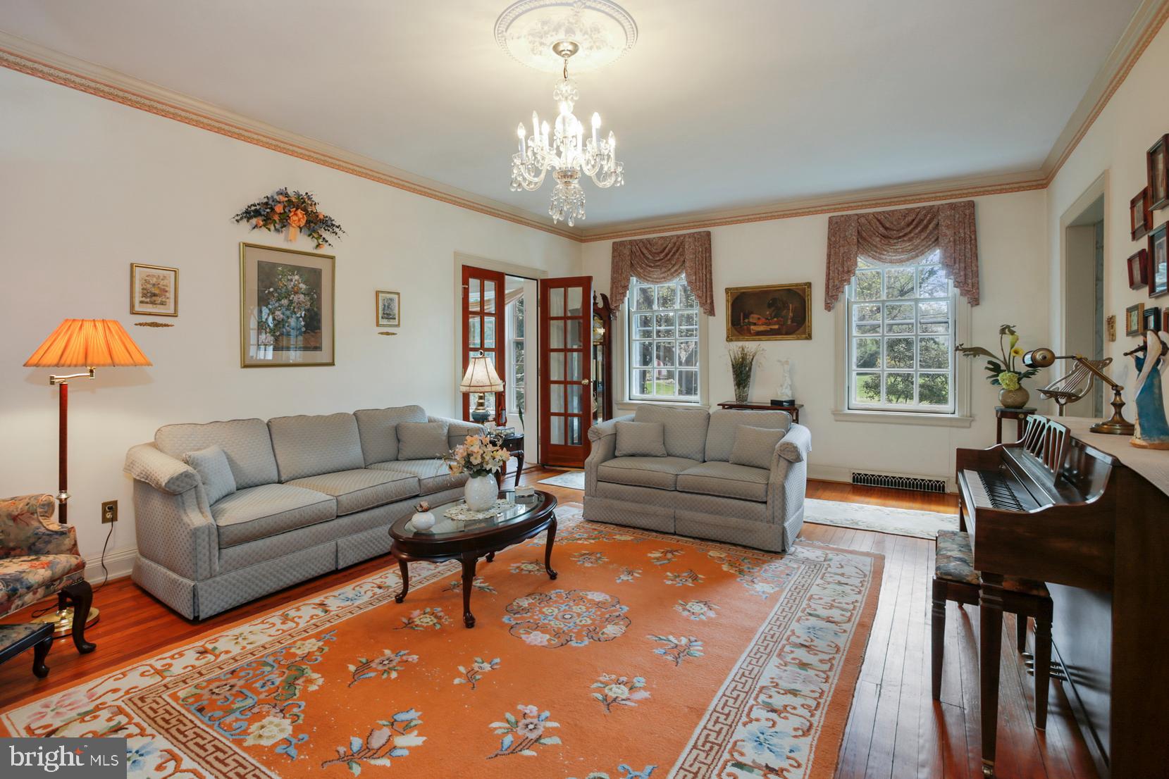 105 East Brookhaven Road Wallingford, PA 19086 - Photo 8 of 69 living room