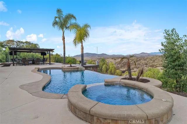 $2,399,990 | 39526 Calle Cabernet, Temecula, CA 92591